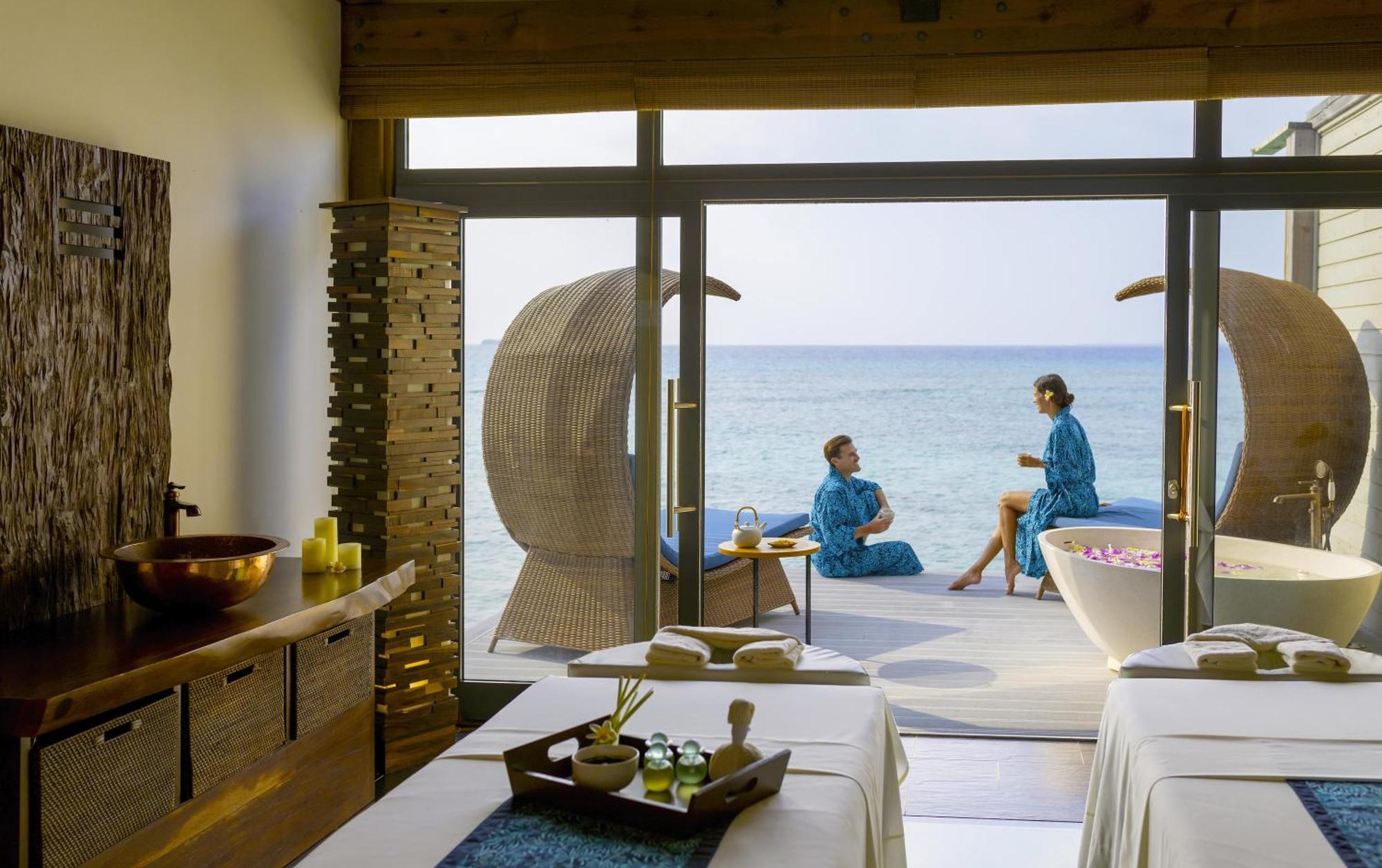 เมอเวนปิค รีสอร์ต คูเรทิวารุ มัลดีฟส์ Hotel Kuredhivaru ภายนอก รูปภาพ